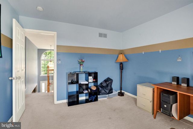 21 HILGERT AVE, Shillington, PA 19607