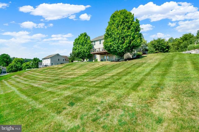 21 HILGERT AVE, Shillington, PA 19607