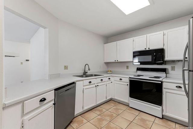 6326 REGENCY LN, San Antonio, TX 78249
