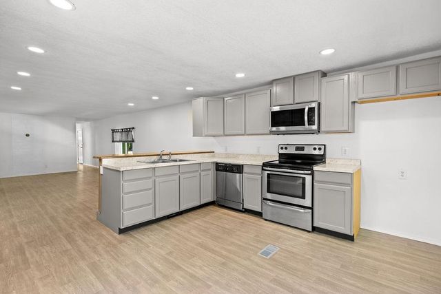208 S Neyland Rd, Liberty Lake, WA 99019