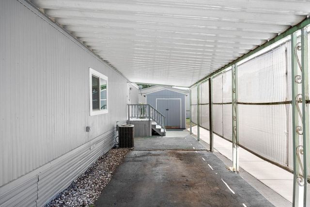 208 S Neyland Rd, Liberty Lake, WA 99019