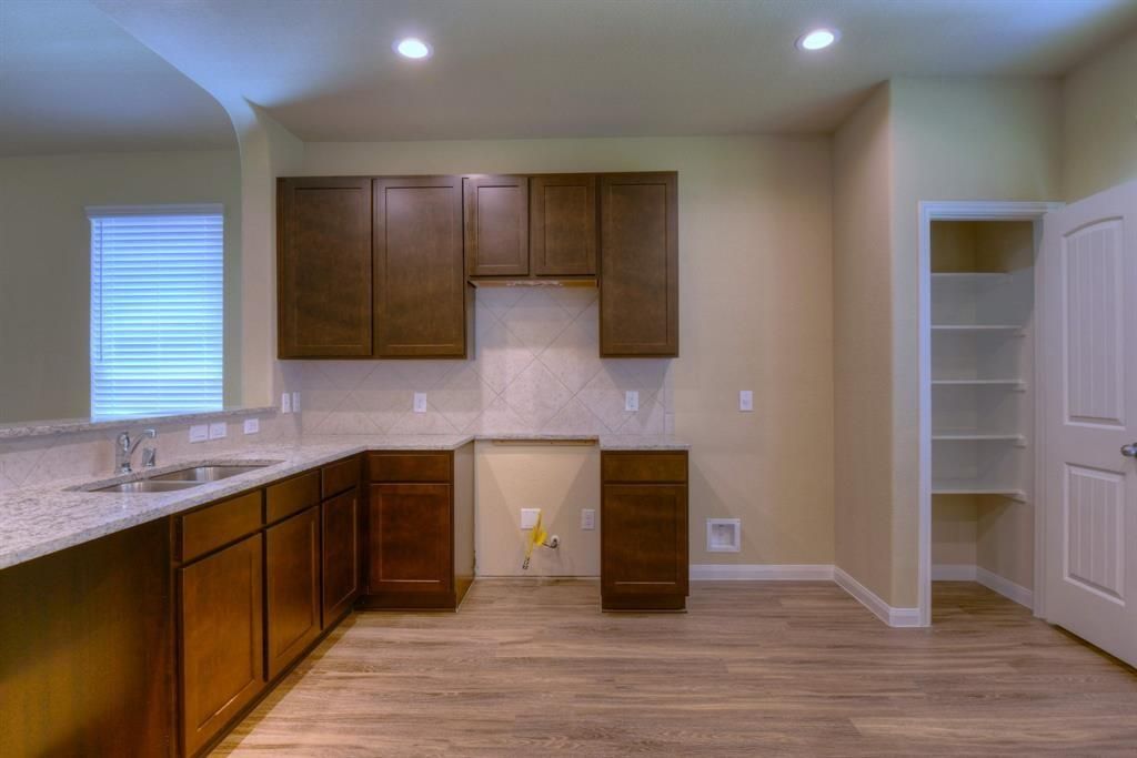 3213 Buttercup Drive, Texas City, TX 77591