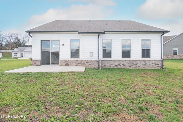 256 Clover Circle, Lenoir City, TN 37772