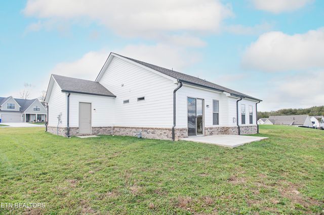 256 Clover Circle, Lenoir City, TN 37772