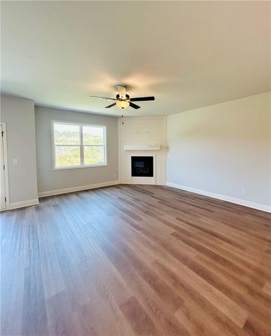 15 Crest Drive 1, Hartwell, GA 30643