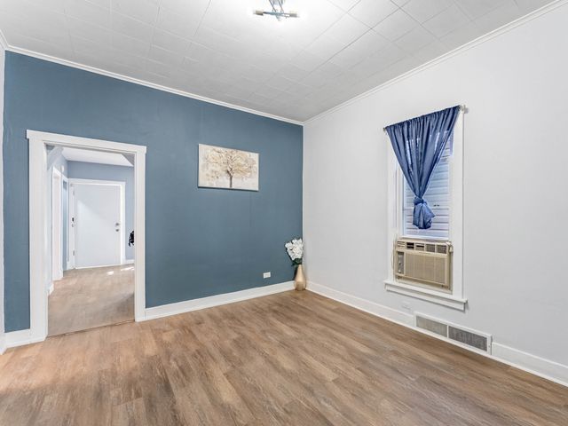 7041 S Throop Street, Chicago, IL 60636