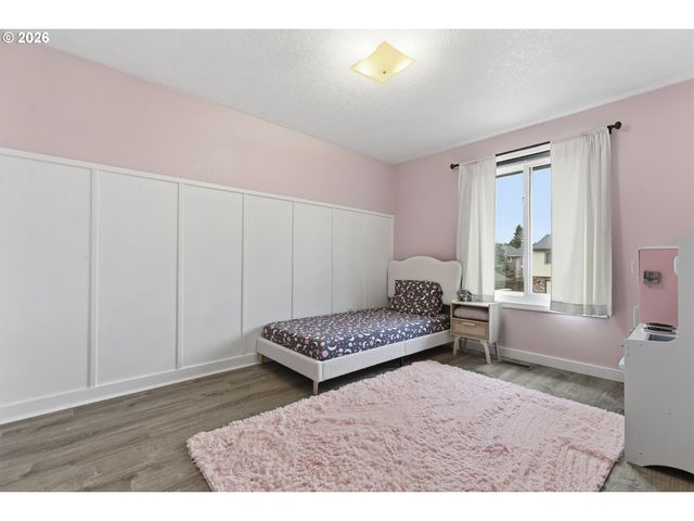 2160 Sw 26TH St, Gresham, OR 97080