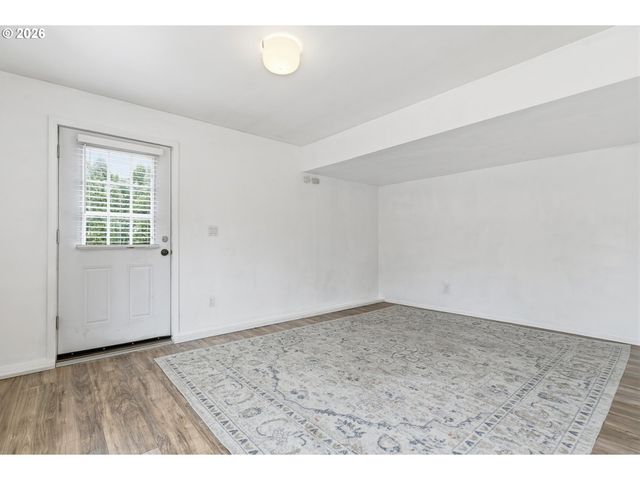 2160 Sw 26TH St, Gresham, OR 97080