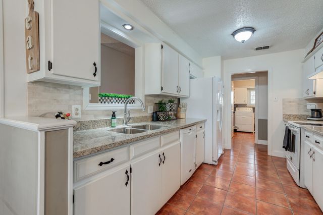 5012 57th Street, Lubbock, TX 79414