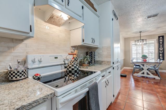 5012 57th Street, Lubbock, TX 79414