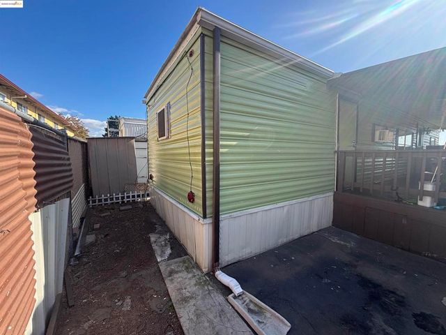 1550 162nd Ave., San Leandro, CA 94578