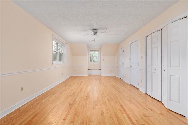 1050 ALMOND DR, Luray, VA 22835