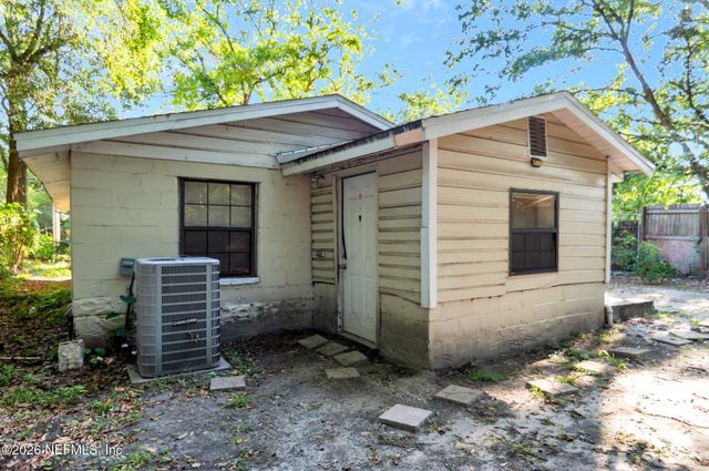 1516 W 33RD Street, Jacksonville, FL 32209