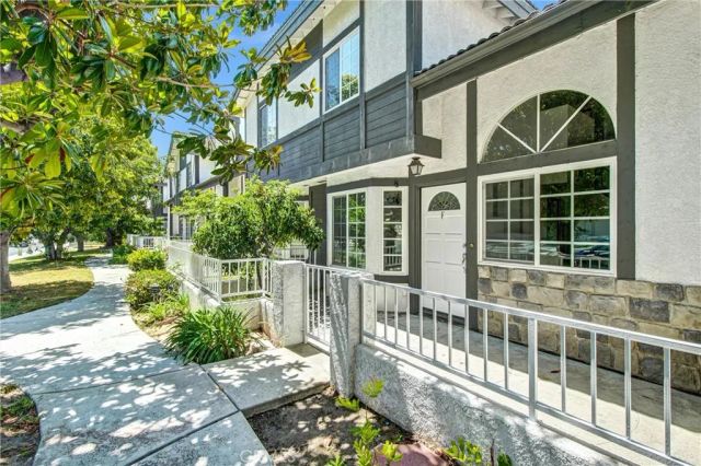 217 E Commonwealth F, Alhambra, CA 91801