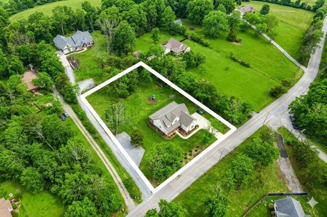 1395 Sawyer Cemetery Road, Signal Mountain, TN 37377
