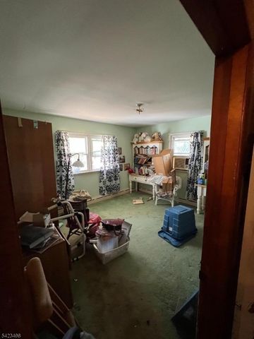 194 Lincoln Ave, Little Falls Twp., NJ 07424