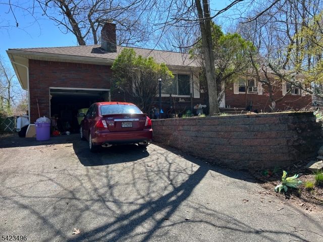 194 Lincoln Ave, Little Falls Twp., NJ 07424