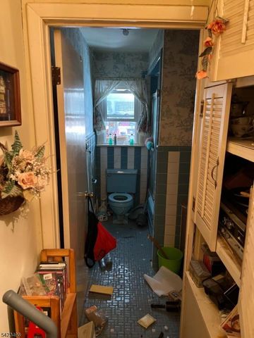 194 Lincoln Ave, Little Falls Twp., NJ 07424