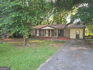 2384 Oakland Manor, Lawrenceville, GA 30044