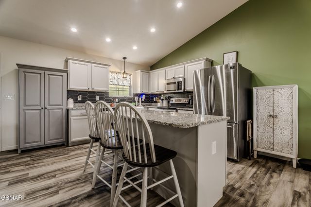 2713 Lucille Avenue, Kodak, TN 37764
