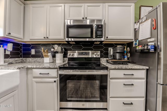 2713 Lucille Avenue, Kodak, TN 37764