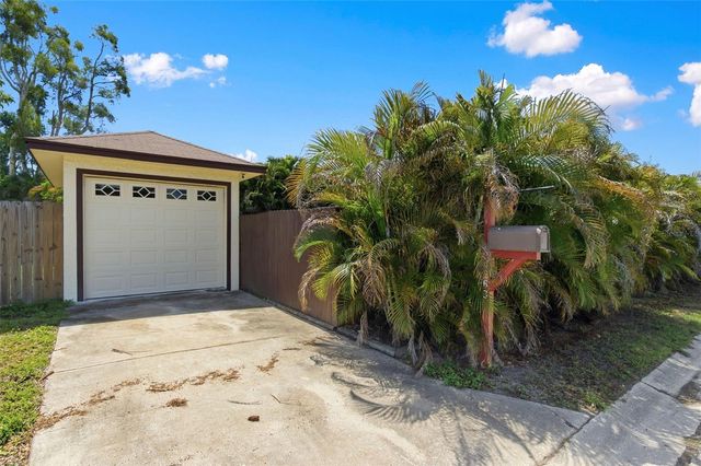 4263 5TH AVENUE N, St Petersburg, FL 33713