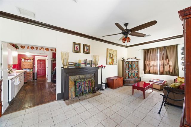 4263 5TH AVENUE N, St Petersburg, FL 33713