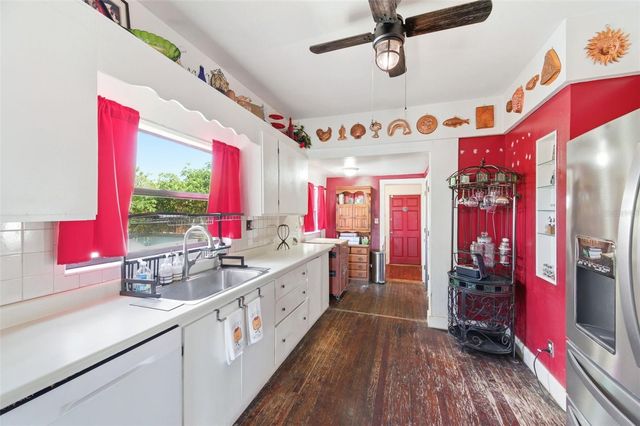 4263 5TH AVENUE N, St Petersburg, FL 33713
