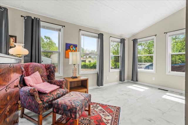 394 Bassett Avenue, Lexington, KY 40502