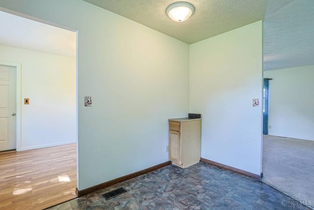 5818 Winton Road, Fairfield, OH 45014