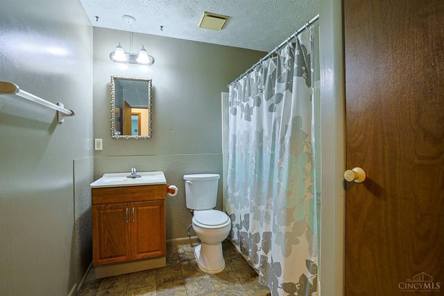 5818 Winton Road, Fairfield, OH 45014