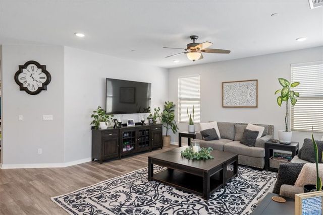 6027 Evenfall, Banning, CA 92220