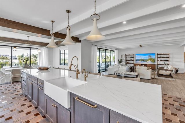 224 CHILSON AVENUE, Anna Maria, FL 34216