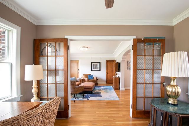 4345 Grand Avenue 3, Des Moines, IA 50312