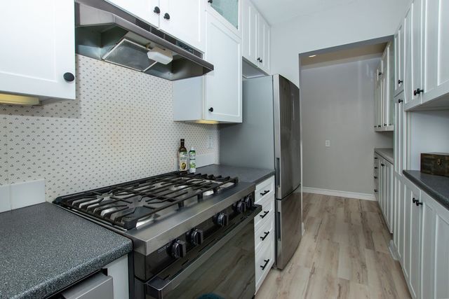 4345 Grand Avenue 3, Des Moines, IA 50312