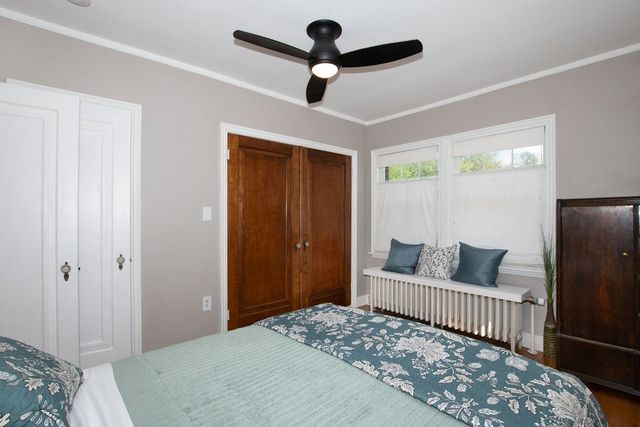 4345 Grand Avenue 3, Des Moines, IA 50312