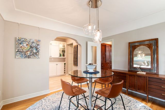 4345 Grand Avenue 3, Des Moines, IA 50312