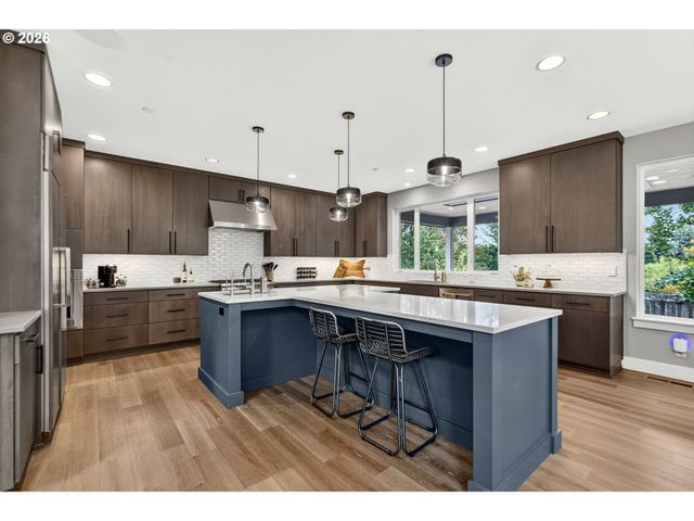 13575 Sw WHITWORTH Ct, Beaverton, OR 97005