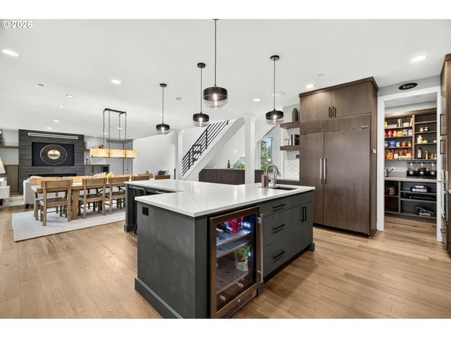 13575 Sw WHITWORTH Ct, Beaverton, OR 97005