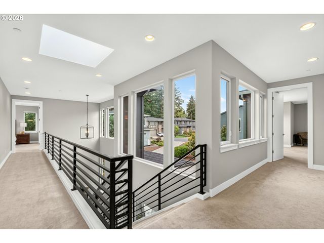 13575 Sw WHITWORTH Ct, Beaverton, OR 97005