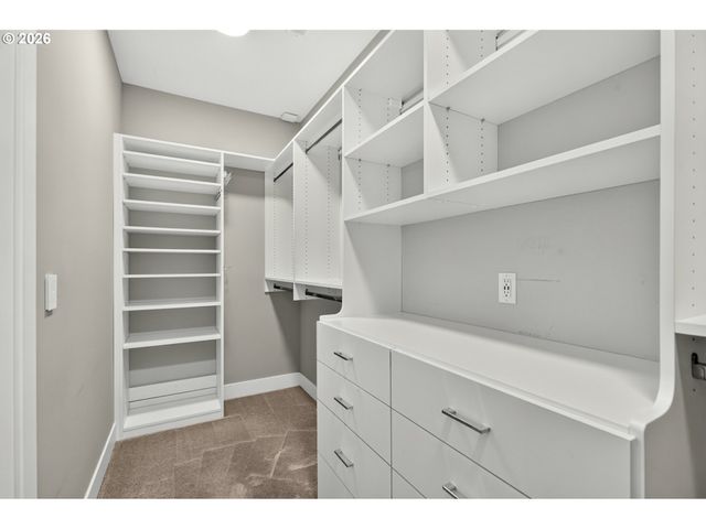 13575 Sw WHITWORTH Ct, Beaverton, OR 97005