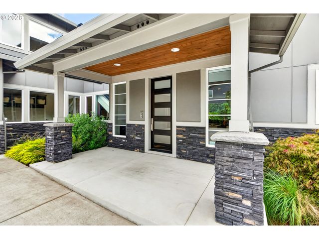 13575 Sw WHITWORTH Ct, Beaverton, OR 97005