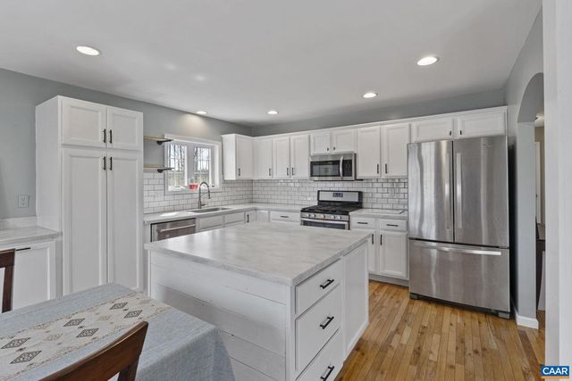 379 FOX RIDGE LN, Palmyra, VA 22963