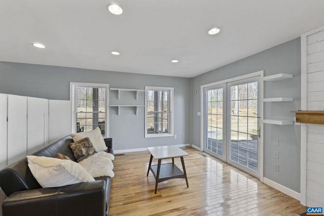 379 FOX RIDGE LN, Palmyra, VA 22963