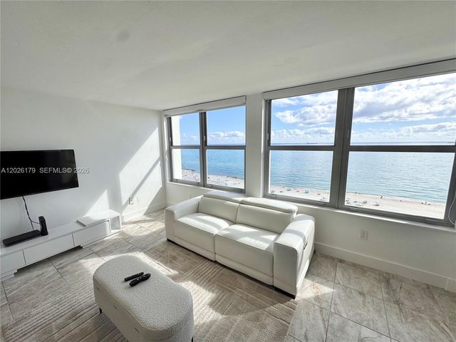 2899 Collins Ave 1433, Miami Beach, FL 33140