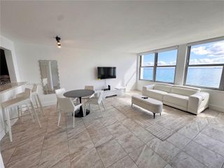 2899 Collins Ave 1433, Miami Beach, FL 33140