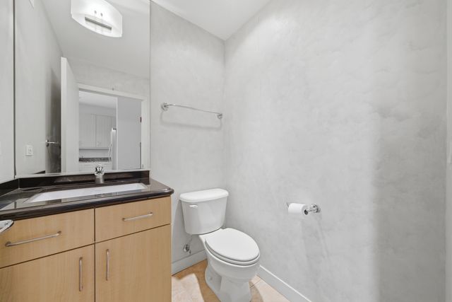 737 W Washington Boulevard 3406, Chicago, IL 60661
