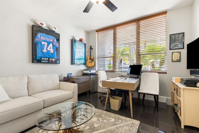 701 SE 21st Avenue 201, Deerfield Beach, FL 33441