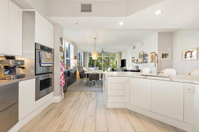 701 SE 21st Avenue 201, Deerfield Beach, FL 33441
