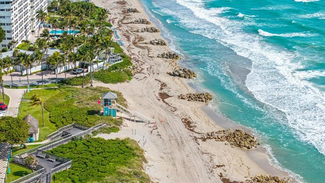 701 SE 21st Avenue 201, Deerfield Beach, FL 33441